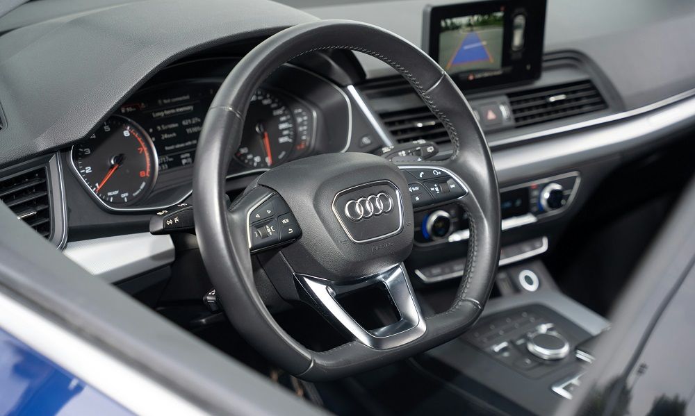 Jak utrzymać wnętrze auta w czystości?